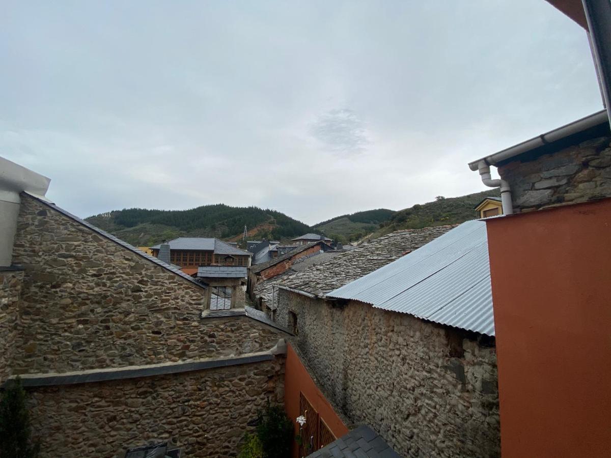 מולינסקה Hostal Casa San Nicolas מראה חיצוני תמונה