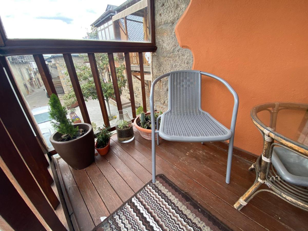 מולינסקה Hostal Casa San Nicolas מראה חיצוני תמונה