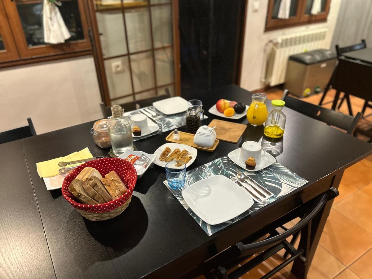 מולינסקה Hostal Casa San Nicolas מראה חיצוני תמונה