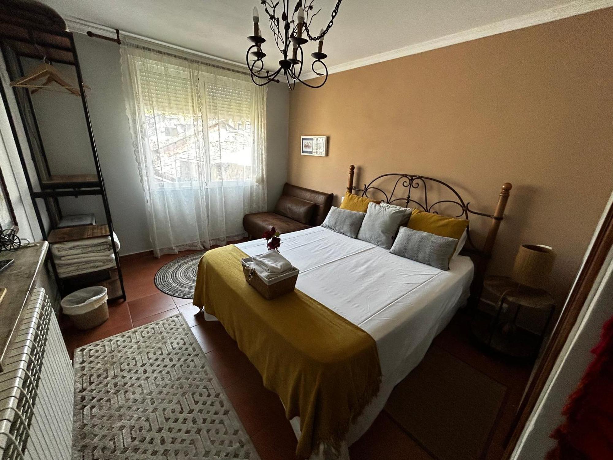 מולינסקה Hostal Casa San Nicolas מראה חיצוני תמונה
